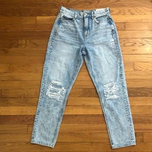 American Eagle Ripped Mom Jeans